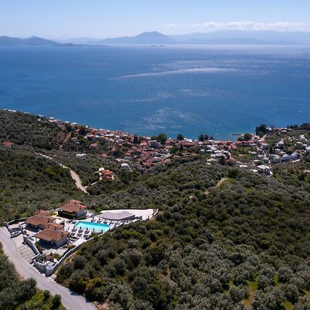 Karavia Lux Inn Áfissos Esterno foto