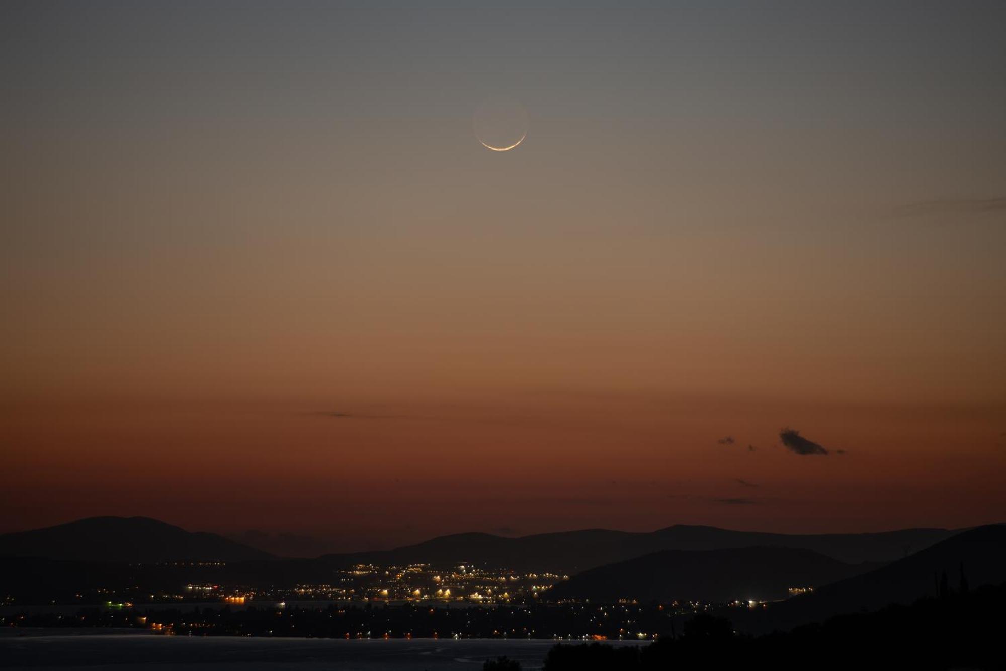 Karavia Lux Inn Áfissos Esterno foto