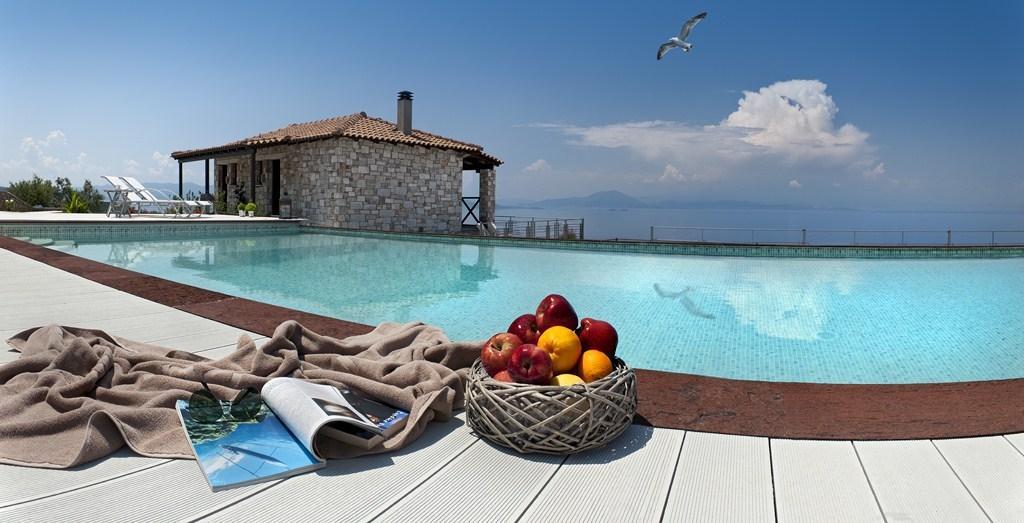 Karavia Lux Inn Áfissos Esterno foto